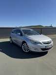 Opel Astra 2011 – 2.0 CDTI