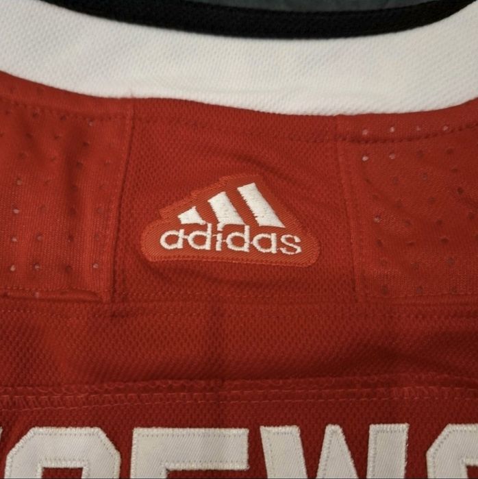 ADIDAS NHL тениска/фланелка на Chicago Blackhawks НОВА