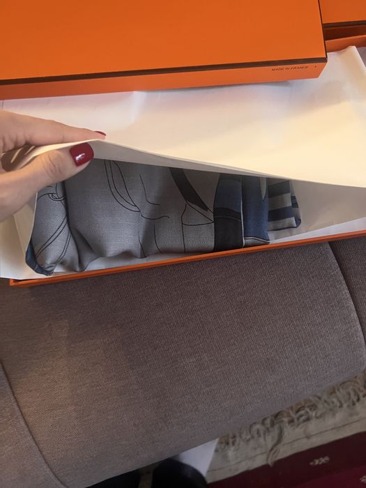 Шарф Hermes продам