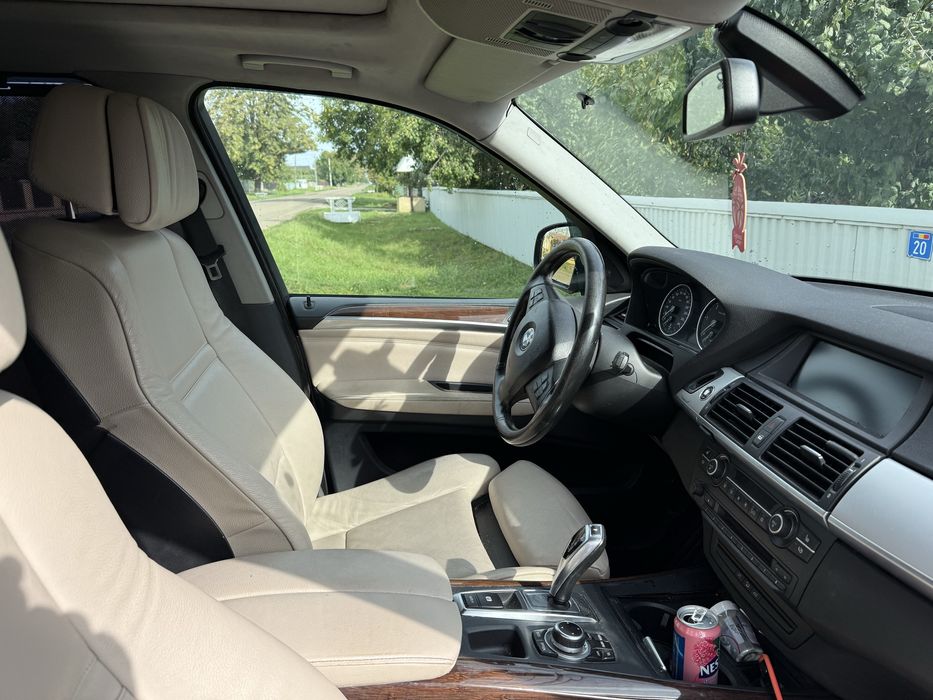 Bmw x5 e70 3.0d in stare foarte buna!