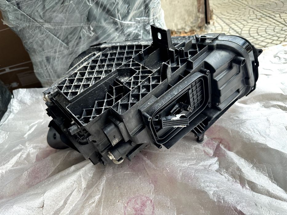 Ляв фар Mercedes B class W247 LED