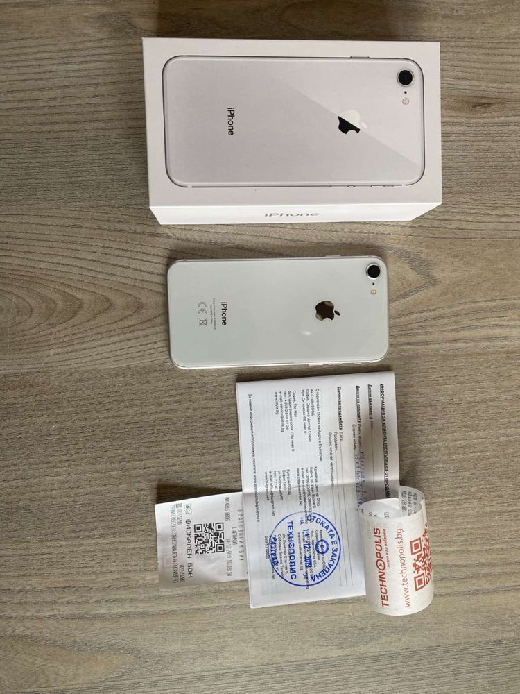 IPhone 8 като нов