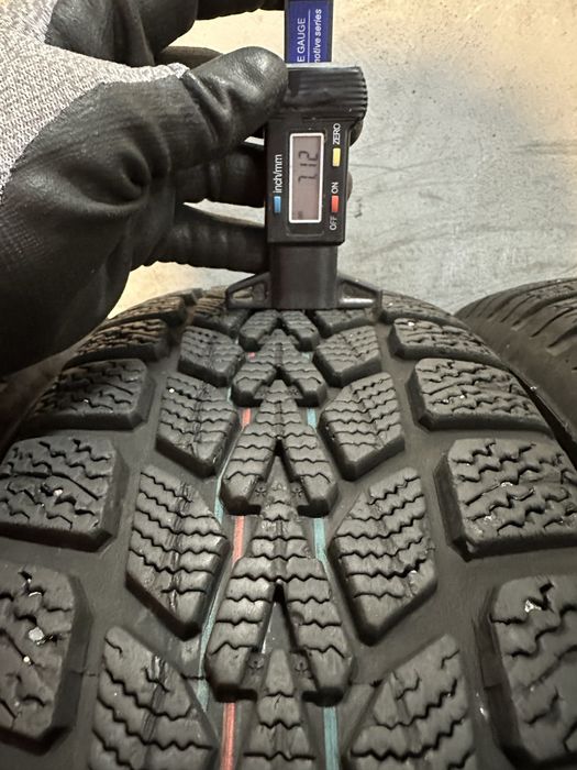 Гуми 195/65/15 DUNLOP Winter Response