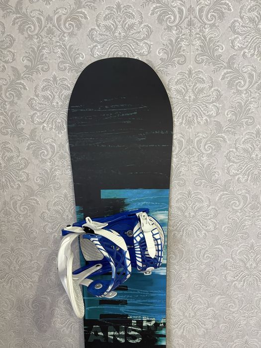 Placa snowboard 153 cm trans cu legaturi