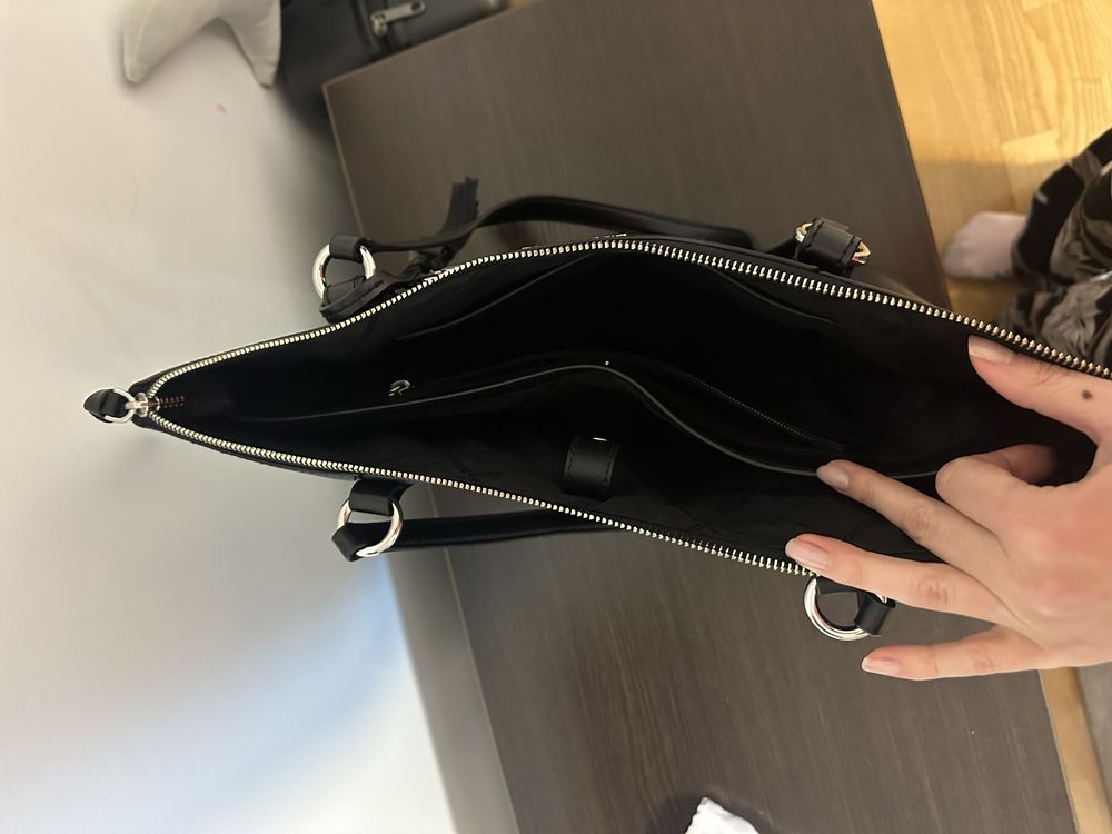 Продам сумку Michael Kors