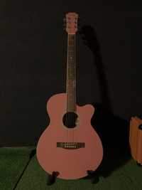 Акустична розова китара