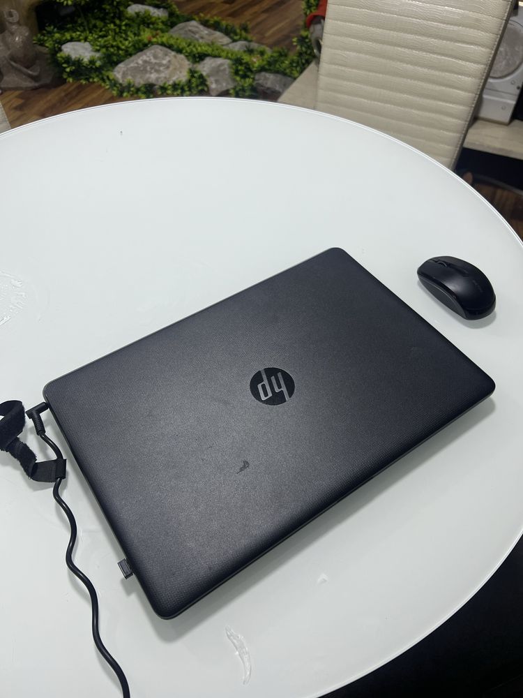 hp notebok akuratno ishlatilgan