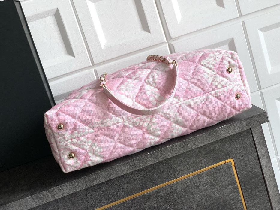 Chanel чанта розова 2025