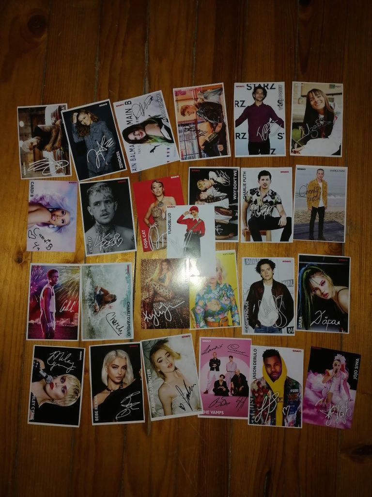 Плакати, картички с автограф на известни личности, списания на Браво