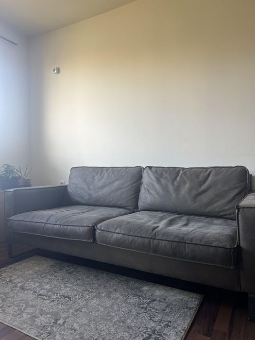 Двуместен диван еко кожа