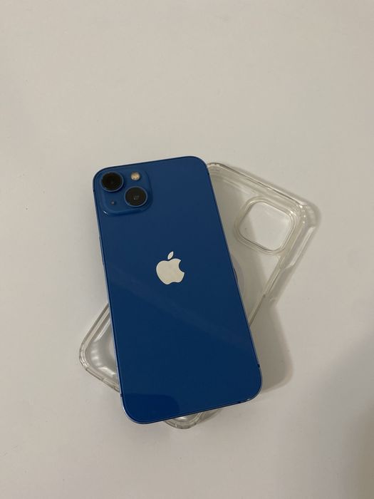 Продам Айфон 13 в хорошем состояние