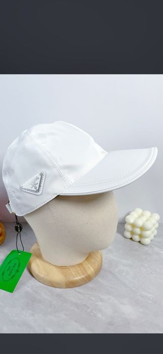 Șapcă Prada, model 2026, 5 modele