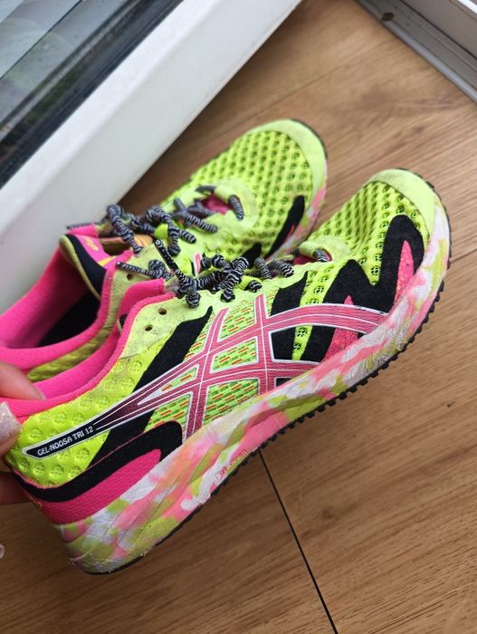 Asics маратонки номер 36