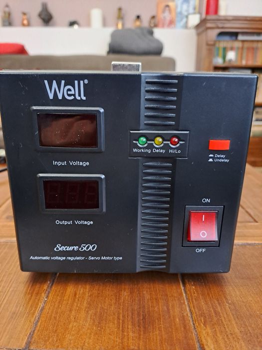 Stabilizator automat de tensiune Well Secure 500