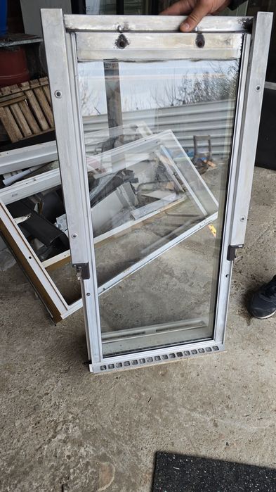 Ferestre mansardă Velux