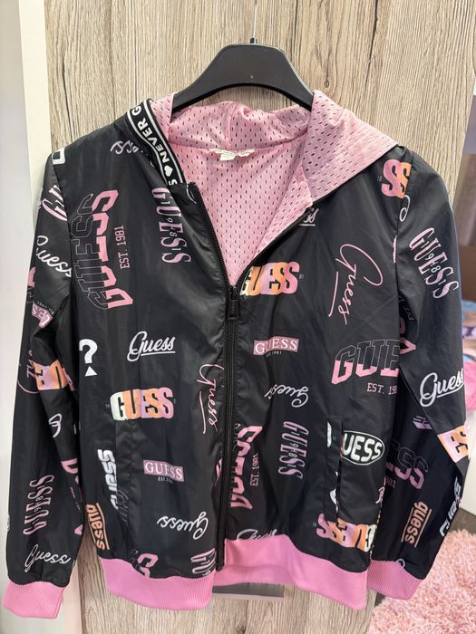 Ветровка яке Guess