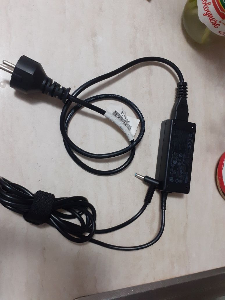 Alimentator Încărcător Hp 19.5v 2,31A 45W cu Mufa Mica