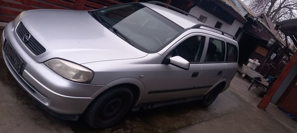 Opel astra g la dezmembrat