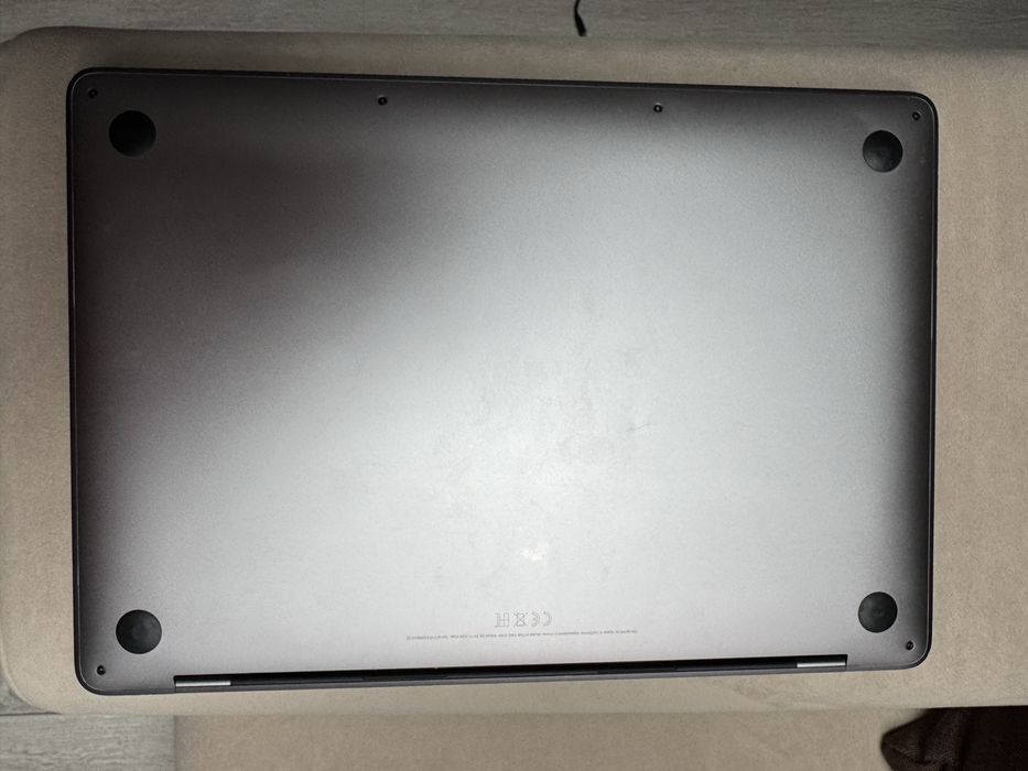 MacBook Pro 13” 2017