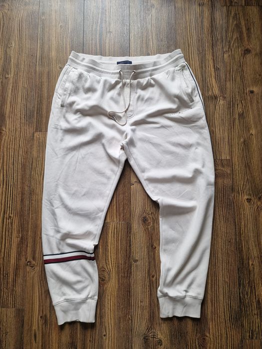 Страхотно мъжко спортно долнище TOMMY HILFIGER размер XL/ 2XL