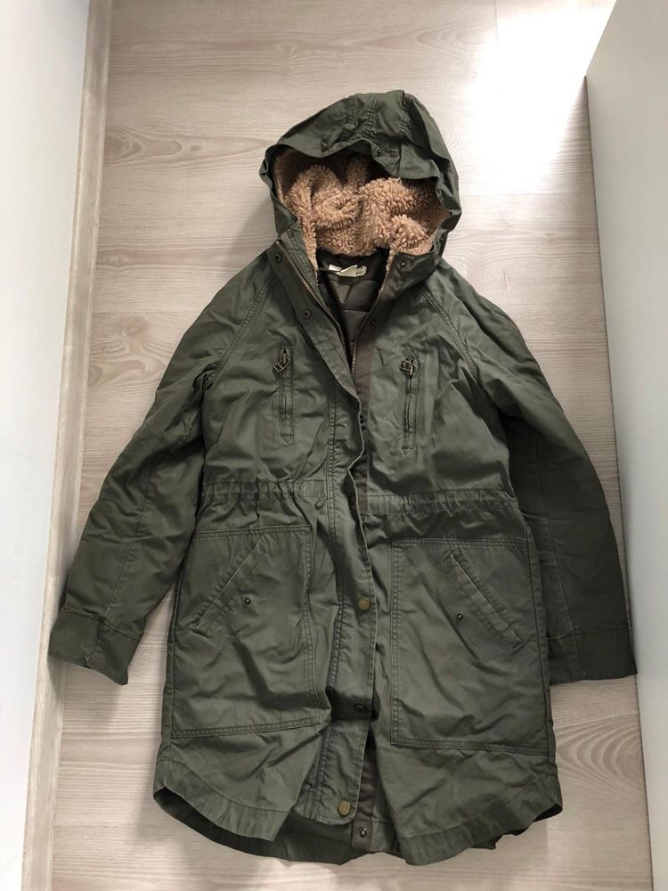 Jacheta parka cu mesada detasabila h&m