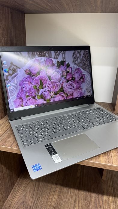 Ноутбук Lenovo Celeron / ozy 4 / 256SSD
