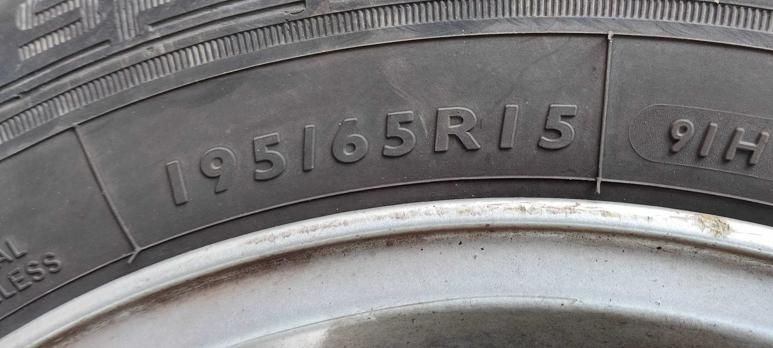 Джанти 15" с гуми за мерцедес 4 броя.