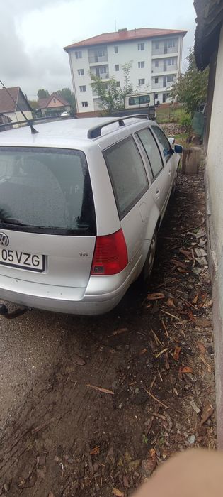 VW golf IV 2002 variant 1.6 pe benzina