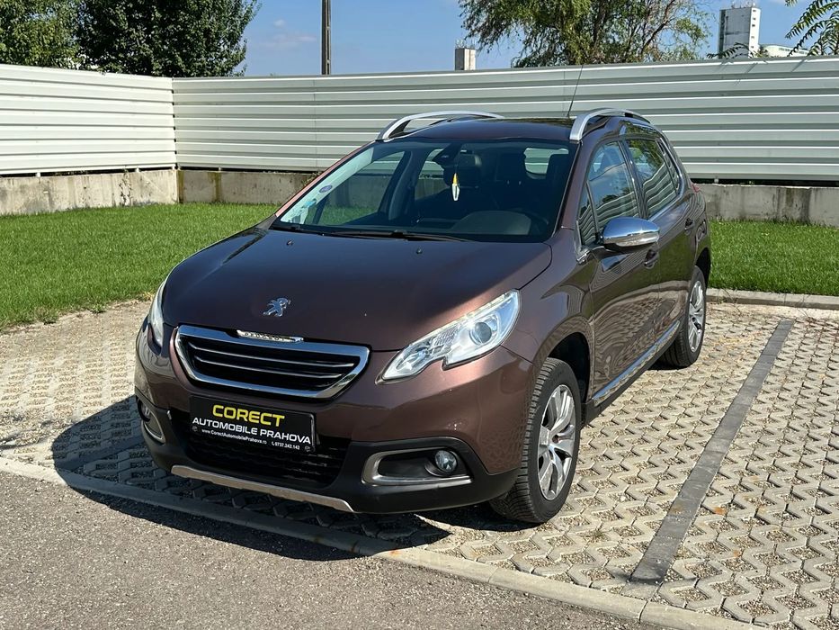 Peugeot 2008 / 83.000 km / navigatie / dublu climatronic / scaune semipiele / rate