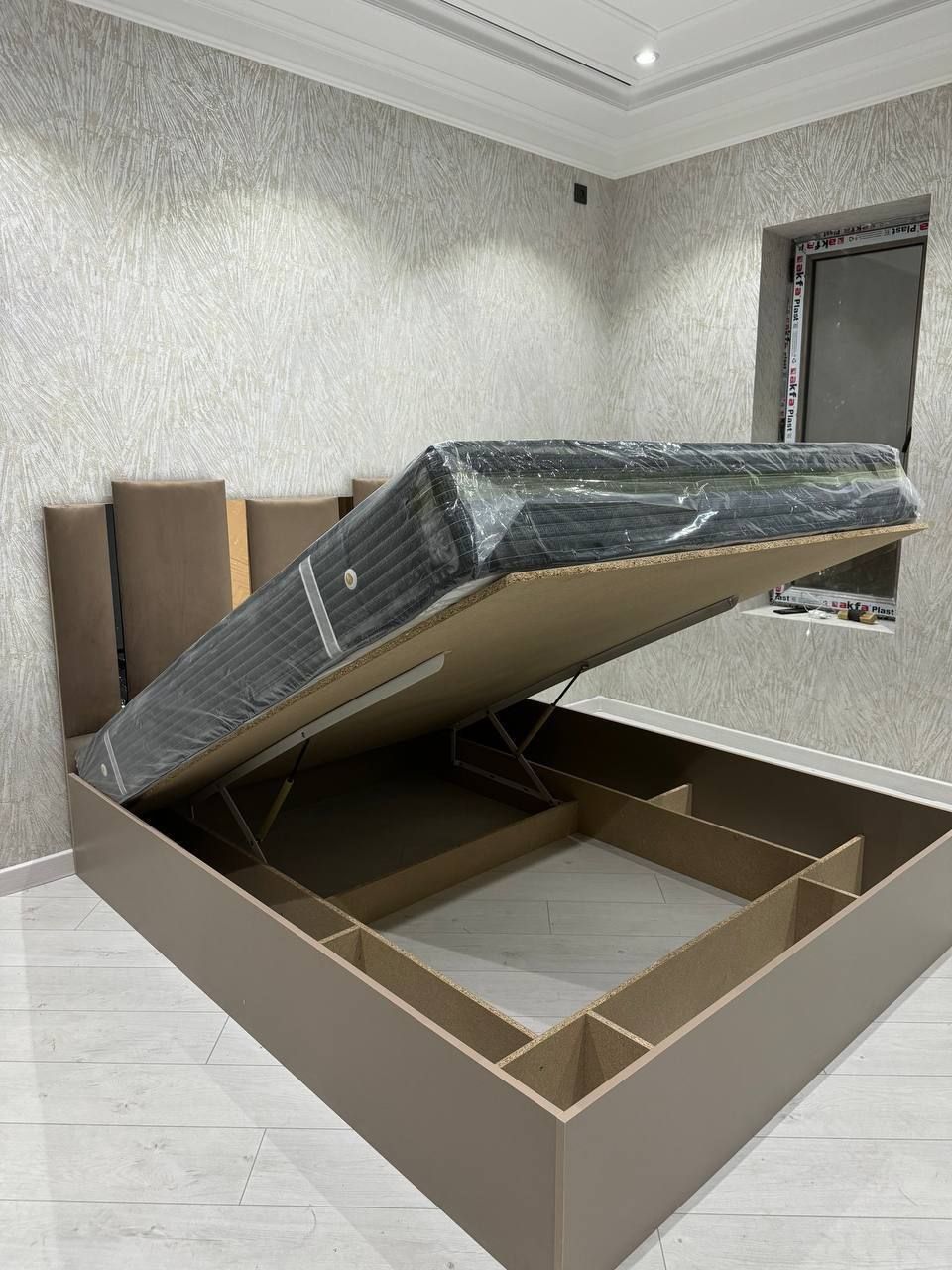 Рассрочка бошлангич туловсиз Model 312 Спальни 768000 сумдан 12 ой