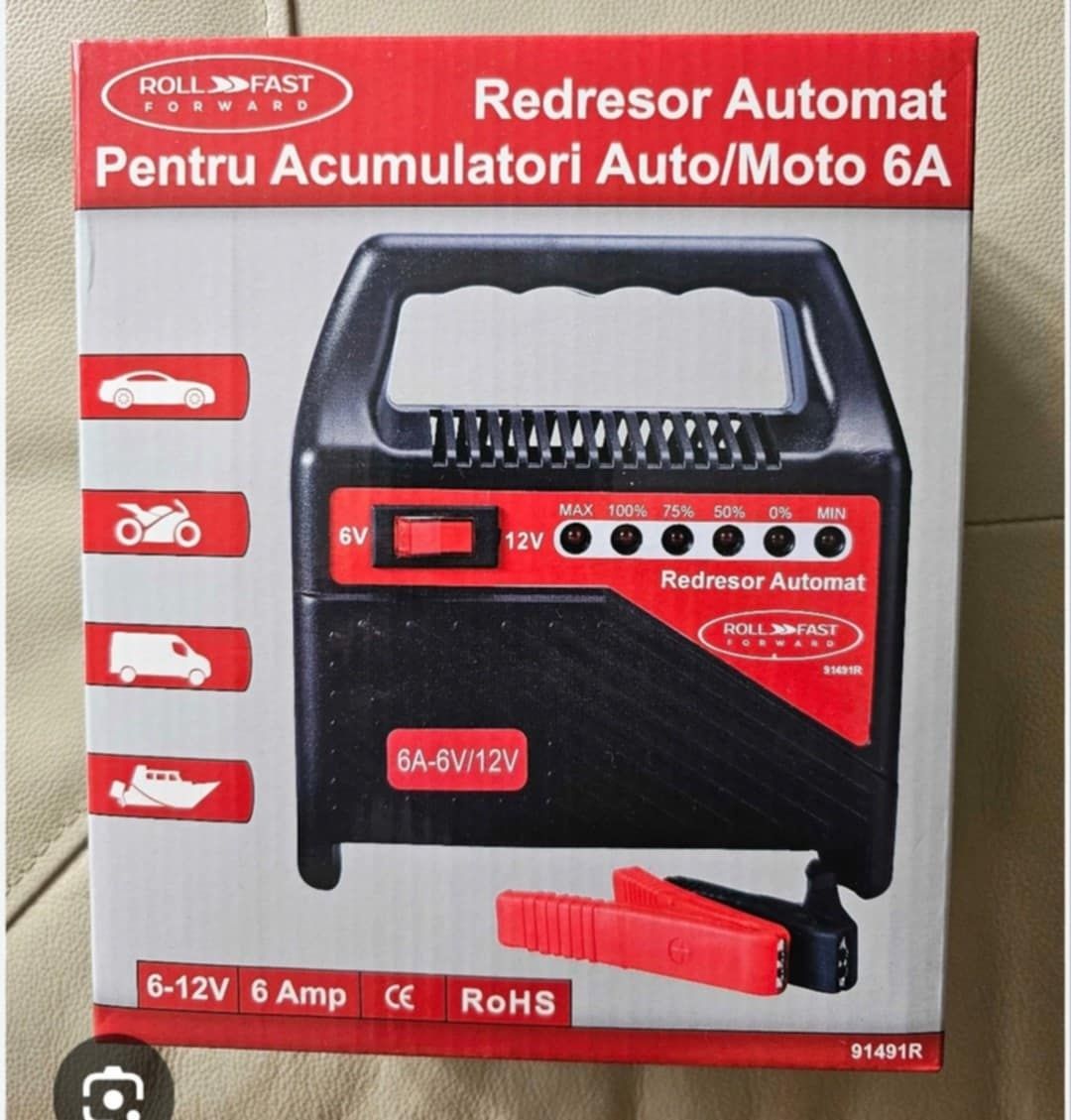 Redresor de încărcat baterii auto