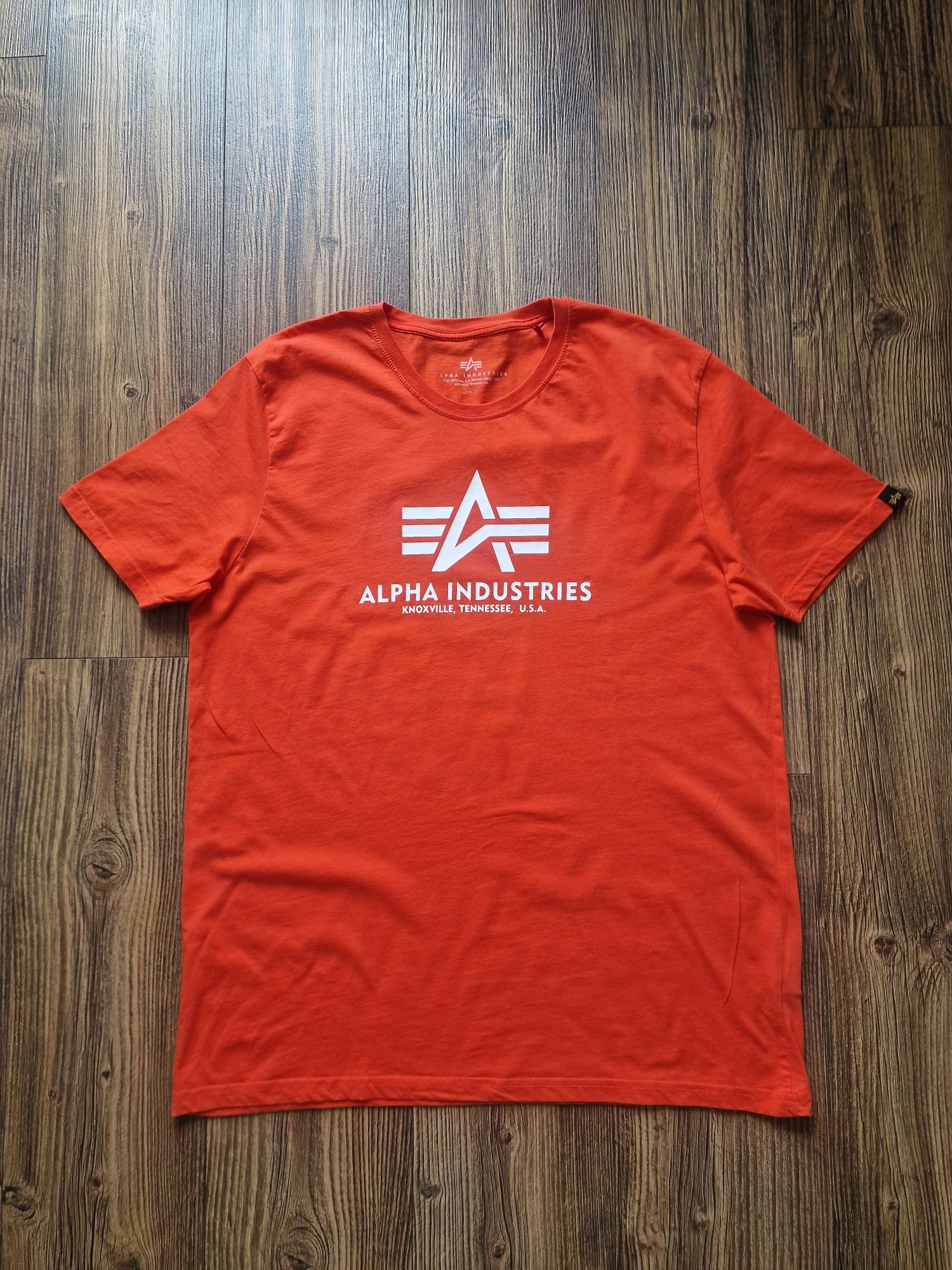 Страхотна мъжка тениска ALPHA INDUSTRIES размер XL,