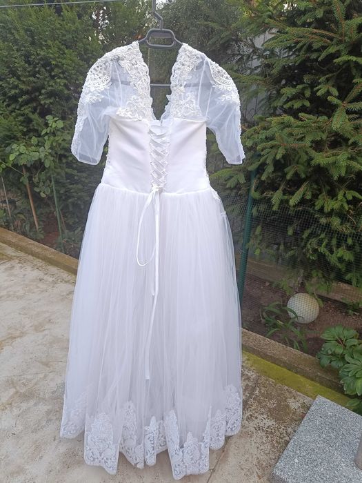 Vand  rochie de mireasa, marimea 50, PRET 2000 LEI