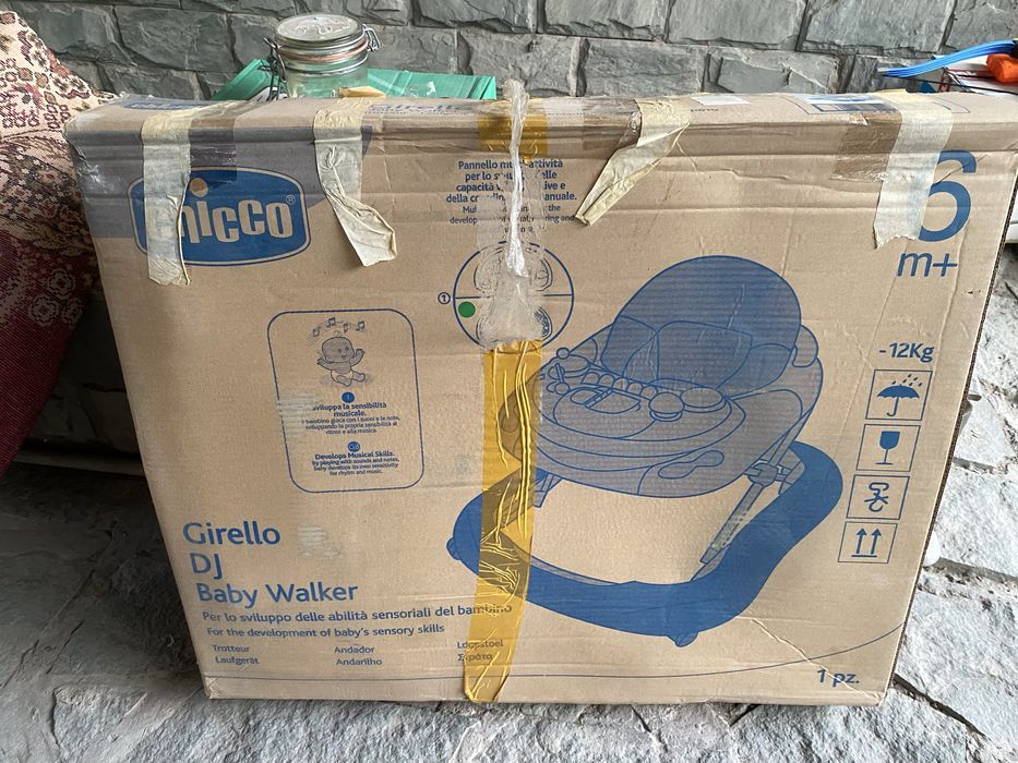 Продам Chicco baby walker