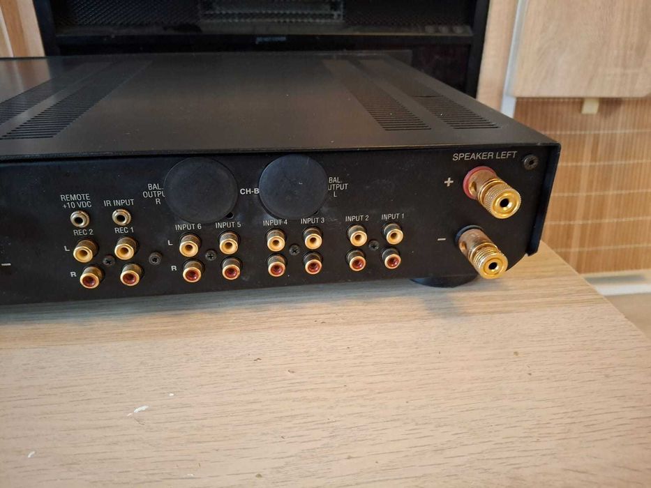 Restek Charisma amplificator High End Mage in Germany!