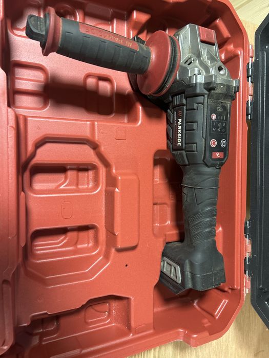 Безчетков ъглошлайф parkside