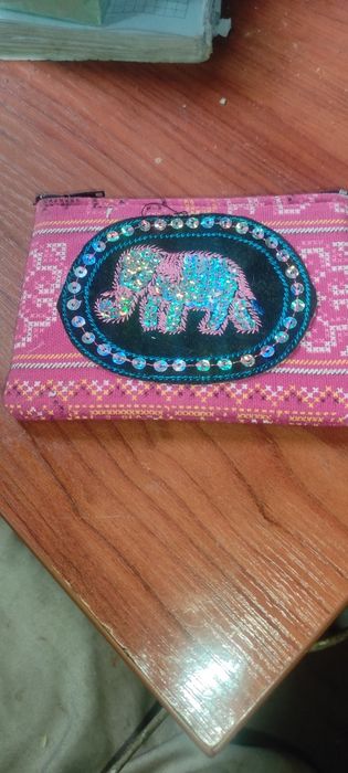 Продам красивый кошелек со слоном