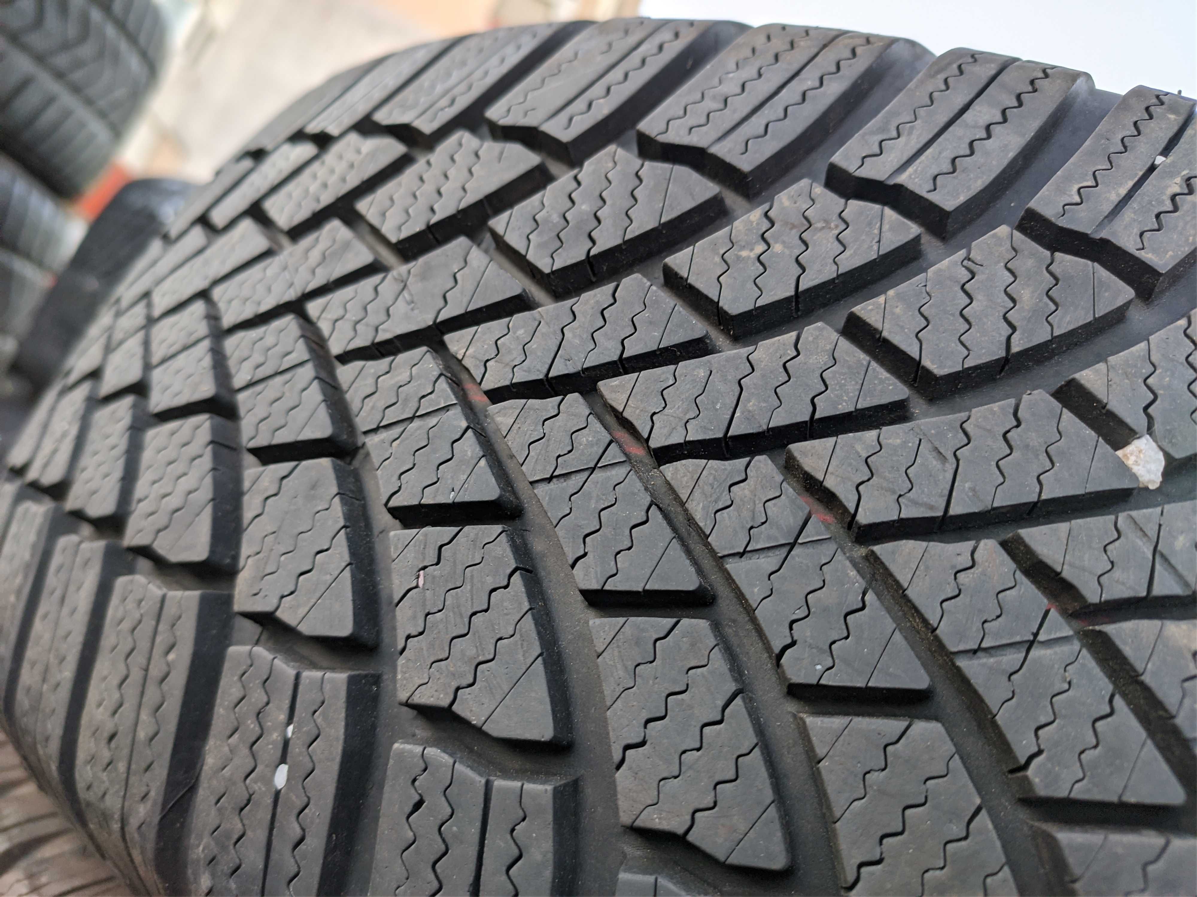 2бр Зимни гуми 195 60 16 - Bridgestone