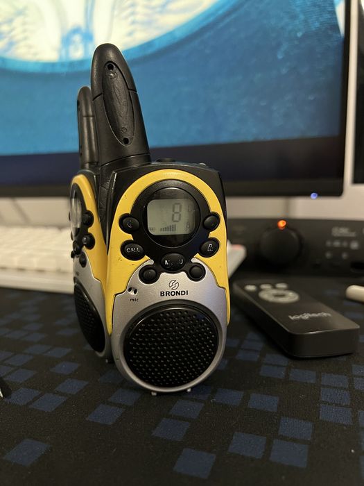 Set Walkie talkie emisie receptie Brondi FX100