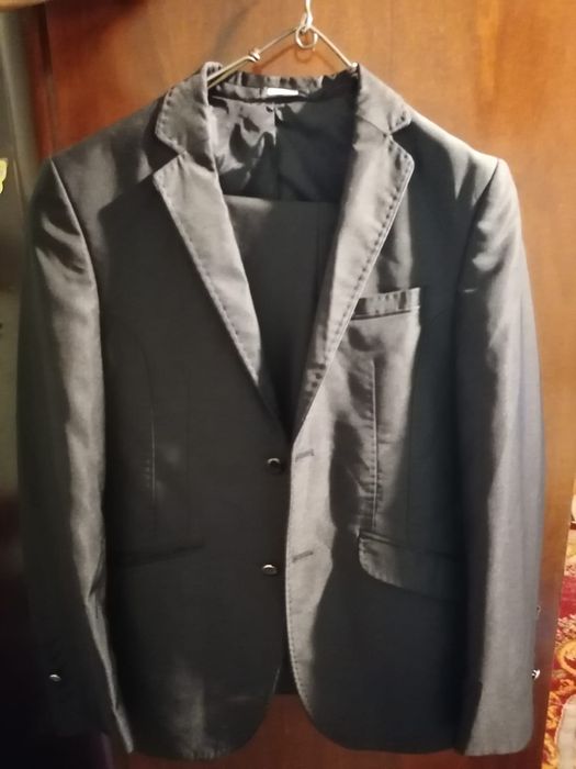 Vând Costume Barbatesti