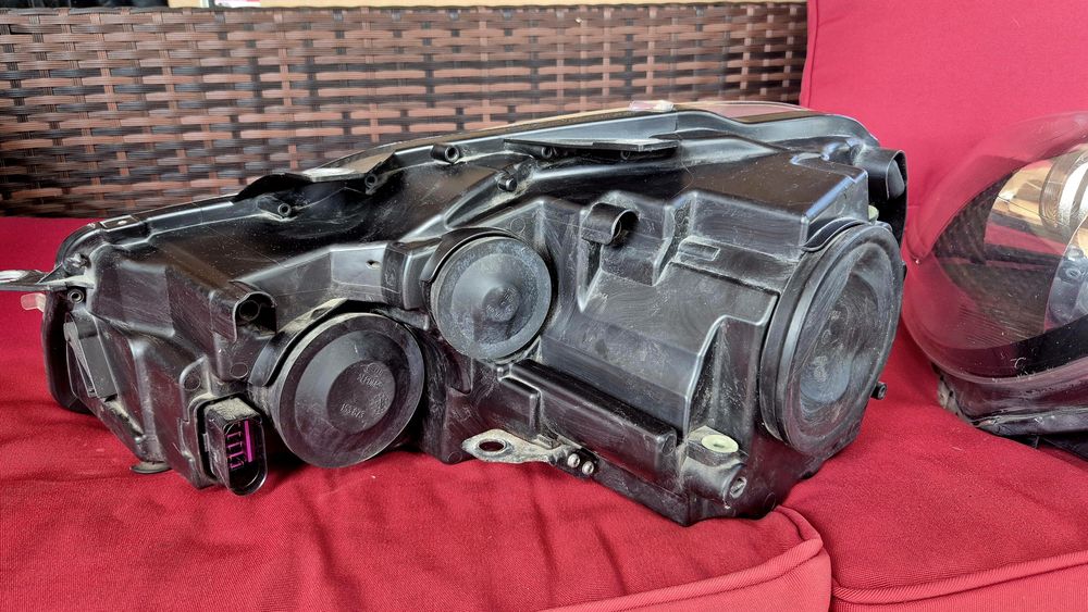 Фарове Golf 6  gti оригинални Hella