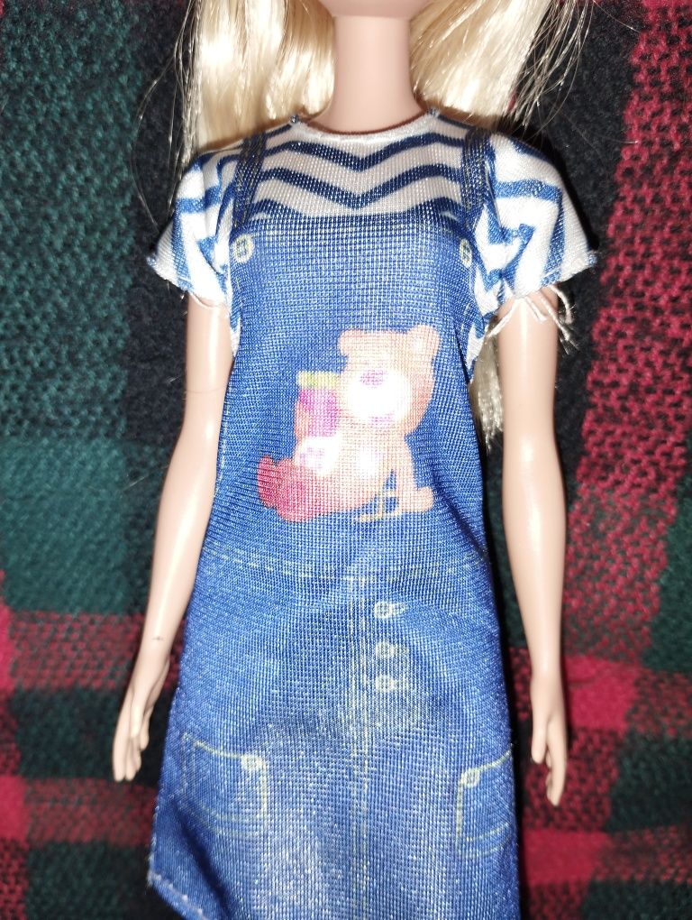 Papusa Barbie Matel 2013