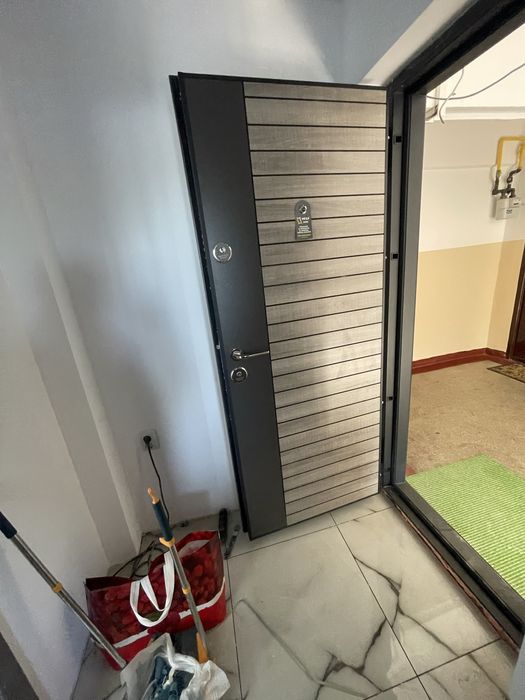 Apartament 2 camere Viziru 1 aproape de piata Pistruiatu