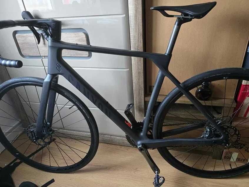 Bicicleta de sosea CANYON Endurace CF 6 + cadou