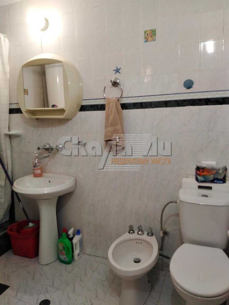 Продава се Четиристаен апартамент в София, Дружба 1 - 110 кв.м за 2171 €/кв.м - Снимка #14