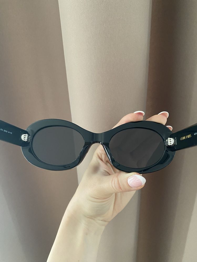 Дамски слънчеви очила Celine Triomphe CL40194U Black