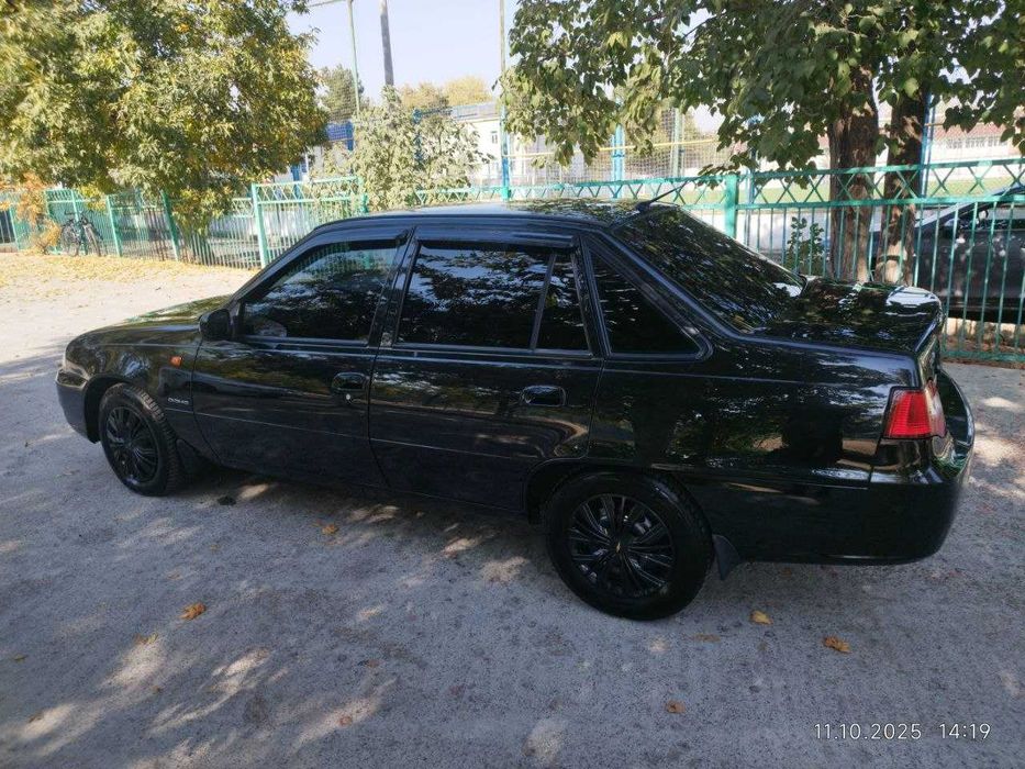 Продаётся Chevrolet Nexia 2, 2009 года выпуска, 1,5 л. DOHC GLE