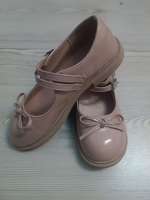 Pantofi de lac pentru fete, marimea 35