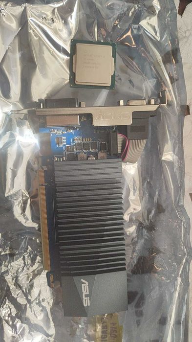 Placa video nvidia 710gt,procesor i3,270ghz
