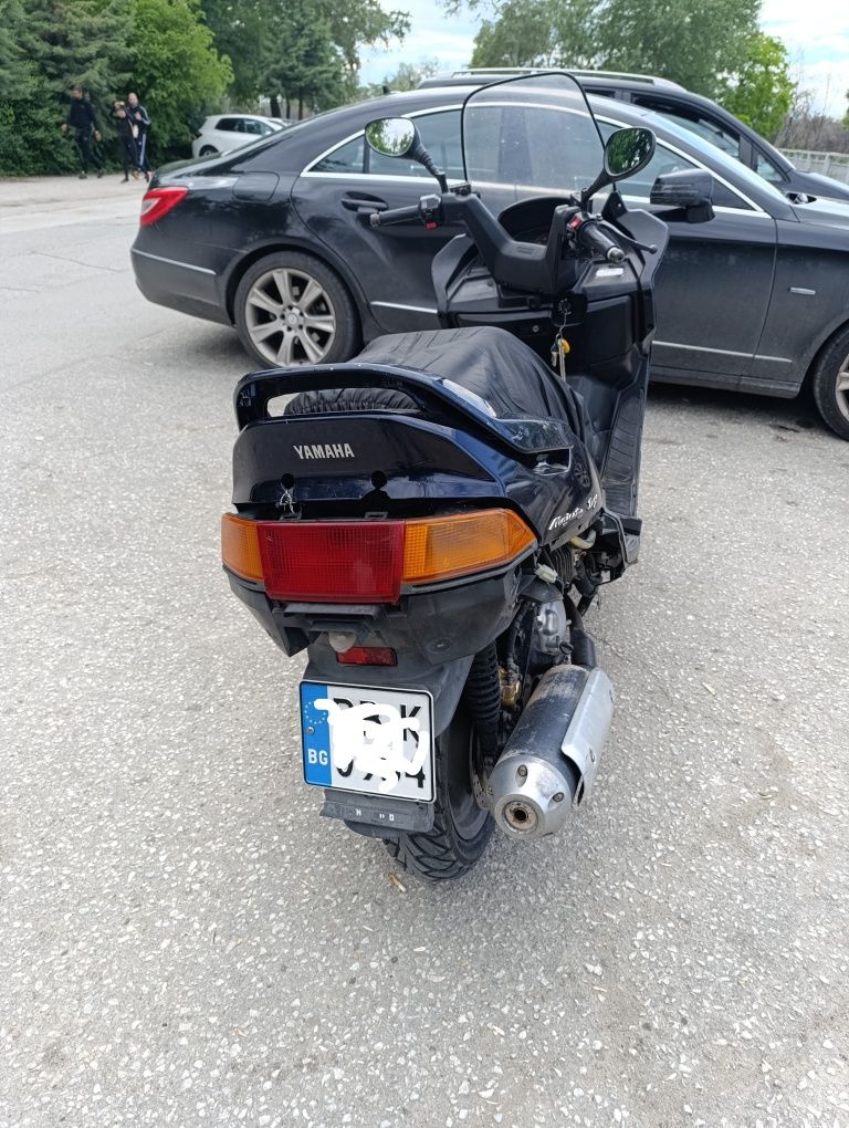 Продавам yamaha majesty 250 DX